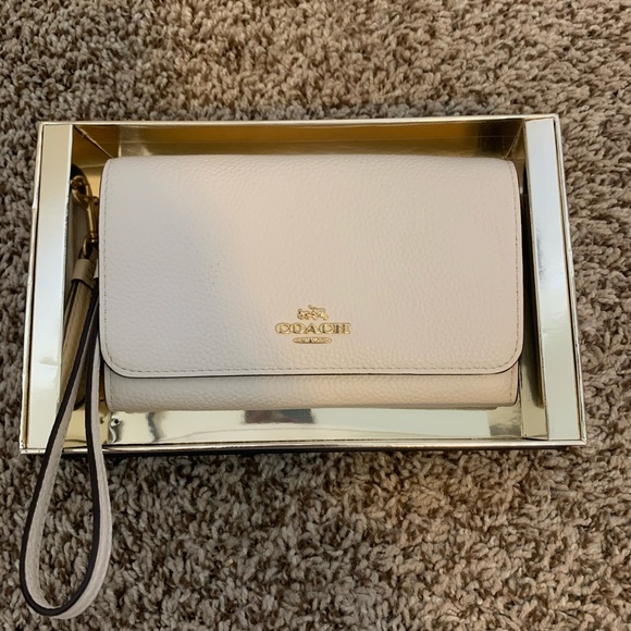 Coach Handbags - BRAND NEW WITH TAGS Coach wallet